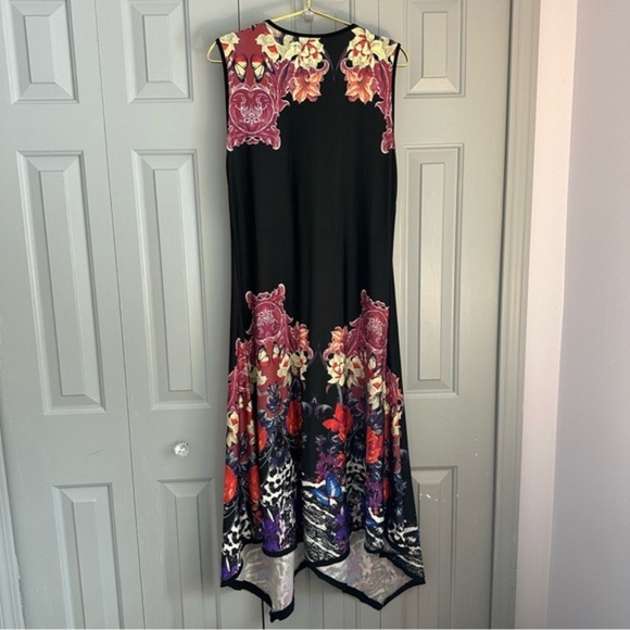 Calessa‎ women’s size Large v-neck with handkerchief style bottom dress - Picture 2 of 10